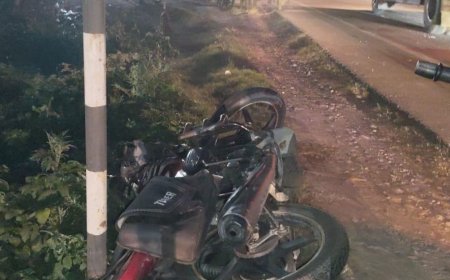 बस और बाइक की टक्कर, दो युवकों की मौत:बहराइच में लखनऊ-बहराइच मार्ग पर हादसा, दोनों बाराबंकी के रहने वाले थे