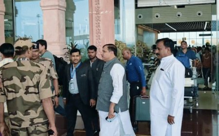 आम आदमी पार्टी के राज्यसभा सांसद संजय सिंह अयोध्या पहुंचे:बोले- चढ़ावा चोरी मे लीपापोती, चंपत राय या अनिल मिश्रा जैसे कथित आरोपियों की गिरफ्तारी नहीं