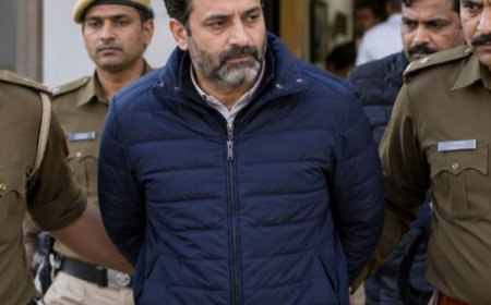 कश्मीरी पंडित कर्मचारियों को धमकी देने वाला एक्टिविस्ट गिरफ्तार:26 दिन में तीन धमकियां मिली थी; इसके बाद कर्मचारियों को 21 दिन की छुट्टी मिली