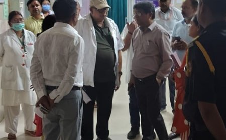 कांशीराम अस्पताल में औचक निरीक्षण, कई खामियां मिलीं:गंदी चादरें, बाहर की दवाएं और खराब चिकित्सा सामग्री पर जताई नाराजगी