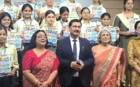 लखनऊ के स्कूलों में पॉक्सो कानून की दी जानकारी:बच्चों को गुड टच-बैड टच समझाया, असुरक्षित स्थिति में बचाव और मदद लेने के तरीके बताए