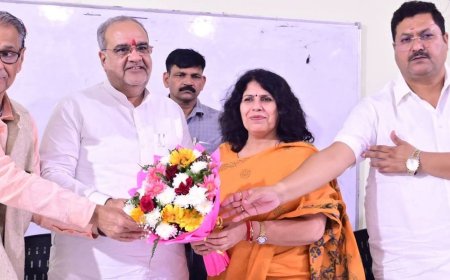 कैबिनेट मंत्री भूपेंद्र चौधरी ने बिजनौर में शिक्षकों से मुलाकात:MLC चुनाव में भाजपा प्रत्याशी डॉ. हरि सिंह ढिल्लो के लिए मांगे वोट