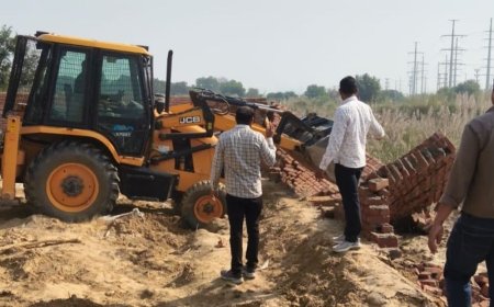 ग्रेटर-नोएडा में 20 हजार वर्ग मीटर जमीन कब्जे से मुक्त:भनौता में अवैध प्लॉटिंग पर चला बुलडोजर, कीमत करीब 40 करोड़ रुपए