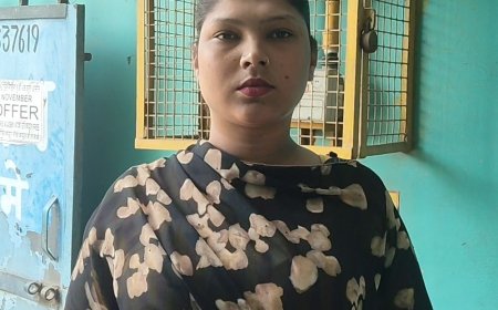 परेशान करने और एक लाख रुपये मांगने का आरोप:बागपत में एसपी कार्यालय पहुंचकर दी शिकायत, कार्रवाई की मांग