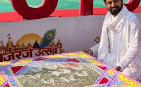 ब्रजरज महोत्सव में सांझी कला से श्रीराधा-कृष्ण का महारास साकार:रसिक बल्लभ नागार्च ने ब्रज की सांस्कृतिक विरासत को जीवंत किया