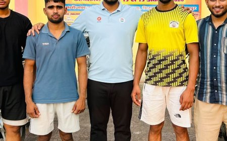 प्रयागराज मंडल ने प्रदेश स्तरीय कुश्ती में जीते 4 पदक:कुलदीप यादव ने रजत जीता, 3 अन्य को कांस्य मिला