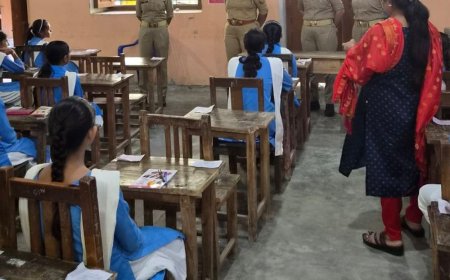 बालिकाओं को अधिकारों के प्रति जागरूक किया गया:संभल में मिशन शक्ति अभियान, छात्राओं को अधिकारों और सुरक्षा की दी जानकारी