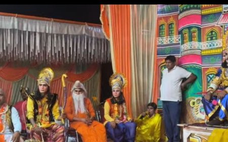 सरायखेमा की रामलीला में राम-सीता विवाह का मंचन:अहिल्या उद्धार, धनुष यज्ञ और राम विवाह की लीला ने किया भाववि