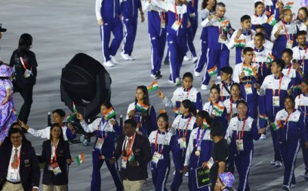 एशियाड की क्लोजिंग सेरेमनी में नीरू ढांडा ने तिरंगा थामा:कल्चरल परफॉर्मेंस जारी, देखिए एशियन गेम्स 2026 की फाइनल मेडल टैली