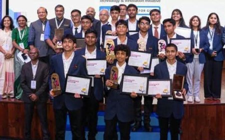 वीवो इग्नाइट में चमके बरेली के शौर्य दुबे:राष्ट्रीय स्तर पर हासिल किया छठा स्थान, 'अवरोध' प्रोजेक्ट के लिए मिला सम्मान