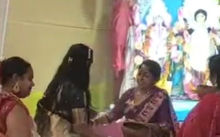 धुनुची नृत्य से भक्तिमय हुआ दुर्गा पूजा पंडाल:मुरादाबाद के लाइनपार में सर्वोदय विकास समिति ने किया आयोजन