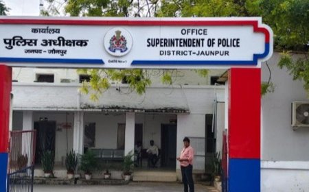 सूदखोरों पर पुलिस की कार्रवाई, हेल्पलाइन नंबर जारी:जौनपुर में मनमाना ब्याज वसूलने वालों पर शिकंजा, पीड़ित कर सकेंगे शिकायत