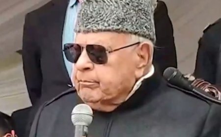 फारूक अब्दुल्ला बोले- पाकिस्तान हमें बचा रहा है:वे हर जगह कश्मीर का मुद्दा उठाते, दिल्ली में केंद्र सरकार की नीयत ठीक नहीं
