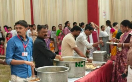दुर्गा पूजा पर विशाल भोग भंडारा:भंडारे में स्टील के बर्तनों का प्रयोग, पर्यावरण बचाने की पहल
