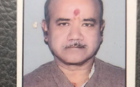कानपुर में डंपर ने बाइक सवार भाई को रौंदा, मौत:दूसरा भाई घायल; जर्जर सड़क पर बजरी से फिसली बाइक
