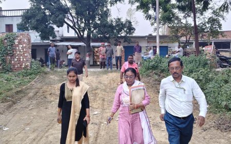जलालपुर में 72 हजार 900 लीटर एक्सपायरी एनर्जी ड्रिंक जब्त:उत्तराखंड से आई 8100 पेटी, नष्ट करने की प्रक्रिया शुरू, एडीएम कोर्ट में केस दर्ज