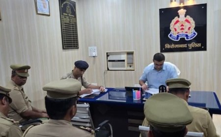 फिरोजाबाद के मक्खनपुर में 575 किलो अवैध पटाखा बारूद बरामद:दो गिरफ्तार, मकान में बन रहे थे पटाखे; पोटाश-गंधक भी मिला