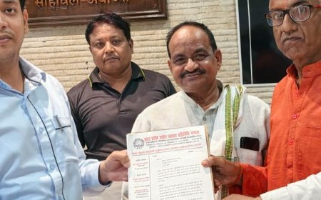 सुचित्तागंज में जर्जर पुल के पुनर्निर्माण की मांग:पुराने स्थान पर ही बने नया पुल, एसडीएम से वैकल्पिक रास्ते की व्यवस्था मांगी