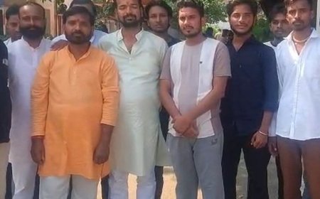 हिंदू लड़की को लेकर होटल पहुंचे 3 युवक:आधार कार्ड मांगने पर मैनेजर से भिड़े, बजरंग दल का हंगामा, पुलिस ने तीनों को पकड़ा