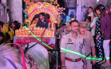 मां काली जुलूस में सुरक्षा इंतजामों की समीक्षा:श्रद्धालुओं की सुरक्षा के लिए पुलिस सतर्क, एसपी ग्रामीण ने जुलूस मार्गों का लिया जायजा