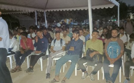 कानपुर में होमगार्ड भर्ती में धांधली पर अभ्यर्थियों का हंगामा:एक को पीटा, बोले- नाक टेढ़ी, आंख कमजोर बताकर वसूली की जा रही है