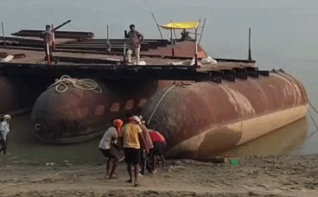 वाराणसी में एयर शो के लिए बन रहा पीपा पुल:नमो घाट पर भीड़ संभालने की तैयारी तेज,20 और 21 को होगा विमानों का अभ्यास