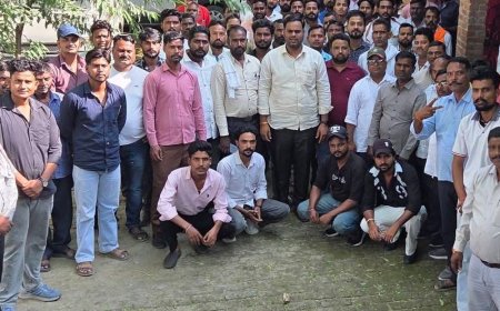 हुरहुरी में वाल्मीकि समाज की बैठक:एकजुटता और शिक्षा से आगे बढ़ेगा समाज, राजू भारती ने किया जागरूक