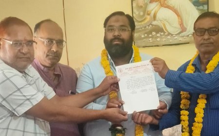 अयोध्या में शिक्षक संघ की बैठक:अशर्फी भवन परिसर जुटे पदाधिकारी, उदय नारायण तिवारी की अध्यक्षता में आयोजित