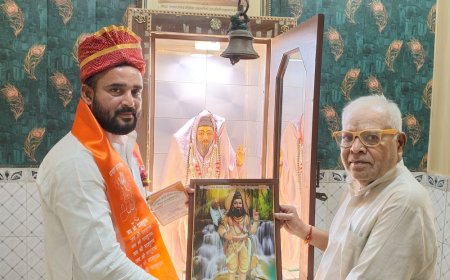 रामलीला कमेटी ने किया सम्मानित:अरुण शर्मा बोले- भगवान श्रीराम के आदर्शों को जीवन में अपनाएं