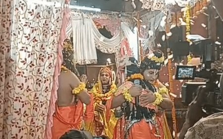 अयोध्या में भ्राता भरत से मिलकर रो पड़े श्रीराम:राजगद्दी के बाद संतों ने भगवान श्रीसीताराम की आरती उतारी