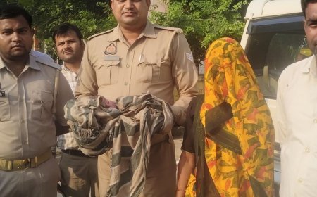 संभल में झाड़ियों में मिले नवजात की हालत गंभीर:पैर की हड्डी तक दिख रही, 96 घंटे से जिला अस्पताल में चल रहा इलाज