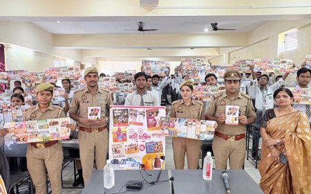 छात्र-छात्राओं को साइबर ठगी से बचने के तरीके बताए:घाटमपुर पुलिस ने मिशन शक्ति 6.0 के तहत हेल्पलाइन नंबरों की भी जानकारी दी