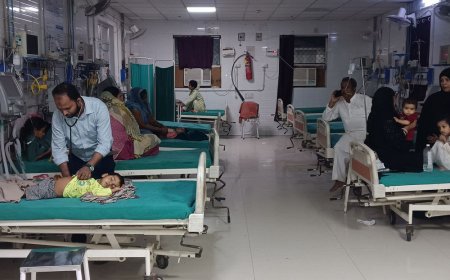 वायरल फीवर से पीड़ित 5 बच्चे PICU में भर्ती:बस्ती जिला अस्पताल में कोल्ड डायरिया के 3 मरीजों का भी चल रहा इलाज