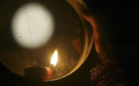 शाम 5:36-6:53 बजे तक करवाचौथ पूजा का शुभ मुहूर्त:रात 8:10 से 8:14 बजे के बीच चंद्रोदय का अनुमान