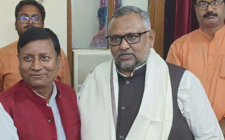 सांसद प्रदीप-अखिलेश को विधानसभा में उठाना चाहिए जनता के मुद्दे:मऊ में बोले- शिक्षक-स्नातक MLC चुनाव में भाजपा के 11 प्रत्याशियों की जीत तय