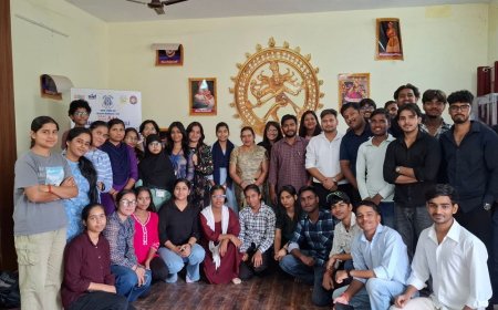 एमजेपीआरयू में टैलेंट हंट ऑडिशन, छात्रों ने दिखाया हुनर:सांस्कृतिक केंद्र में पारंपरिक और डिजिटल विधाओं में दी प्रस्तुतियां, कुलपति ने सराहा