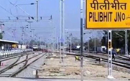 गोरखपुर-इज्जतनगर एक्सप्रेस का समय बदला:नई समय-सारिणी 1 नवंबर से लागू; पीलीभीत से वापसी ट्रेन शाम 6:05 बजे रवाना होगी
