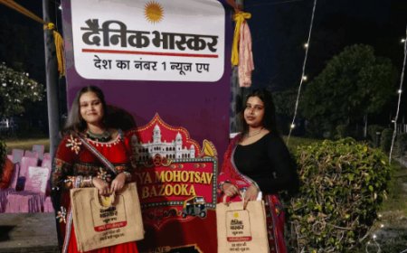 डांडिया महोत्सव बाय बजूका में थिरके युवा:दैनिक भास्कर ने प्लास्टिक नही विक्लप चुनें अभियान के तहत बांटे जूट बैग, लोगो ने ली सेल्फी