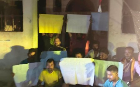 रोजगार की मांग को लेकर रायबरेली में युवाओं का धरना:बोले- नौकरी मिलने तक नहीं लौटेंगे घर, गांधी मैदान में डटे बेरोजगार