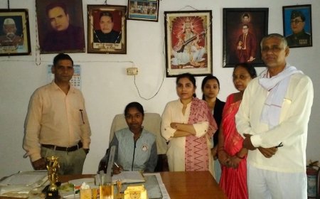 मेरठ में कीर्ति बनीं एक दिन की प्रधानाचार्य:मिशन शक्ति तहत गोटका कॉलेज जिम्मेदारी, समझीं प्रशासनिक दायित्वों की बारीकियां