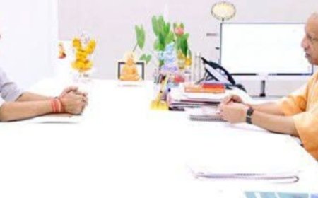 CM योगी आदित्यनाथ से मिले विधायक वेद प्रकाश गुप्ता:भव्य दीपोत्सव की तैयारियों पर मंथन,कार्यों की प्रगति की जानकारी दी