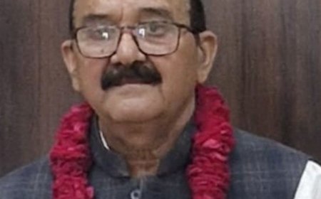 कालपी में बेटी से मिलने आए रिटायर्ड दरोगा की मौत:काम के लिए जाते समय हार्ट अटैक आया, पुलिस ने शव पोस्टमार्टम को भेजा