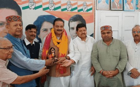 वोट बचाने की लड़ाई दिल्ली से लड़ेगी कांग्रेस:रैली की तैयारी तेज, एक नवंबर को रामलीला मैदान में जुटेंगे कांग्रेस कार्यकर्ता