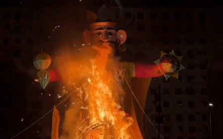 कानपुर परेड रामलीला में कुंभकर्ण का वध:70 फीट पुतले का जोरदार धमाके के साथ दहन, आसमानी आतिशबाजी देखने पहुंचे दर्शक