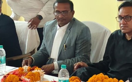 SC बार अध्यक्ष ने अधिवक्ताओं की समस्या सुलझाने का आश्वासन:कुशीनगर पहुंचने पर स्वागत, मुख्य न्यायाधीश को सौंपेंगे समस्याओं का ज्ञापन
