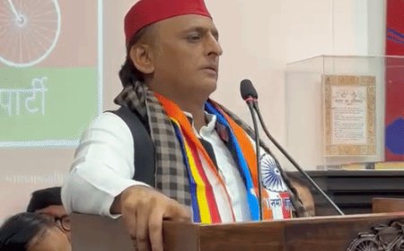 TGT-PGT भर्ती प्रभावित छात्र अखिलेश यादव से मिले:बोले - सरकार बनी तो अहित नहीं होने देंगे,छात्रों ने पुरानी नियमावली से एक अवसर मांग की
