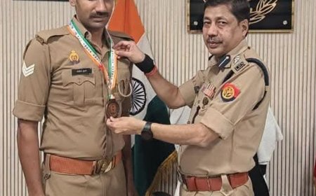 उन्नाव के सिपाही ने राष्ट्रीय हैंडबॉल में कांस्य पदक जीता:पश्चिम बंगाल में हुई प्रतियोगिता में यूपी पुलिस टीम का किया प्रतिनिधित्व, एसएसपी ने किया सम्मानित