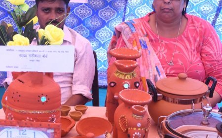 माटीकला प्रतियोगिता में मेरठ के नीलू कुमार बने मंडलीय विजेता:गाजियाबाद की सीमा सागर दूसरे, हापुड़ के रिंकू तीसरे स्थान पर रहे
