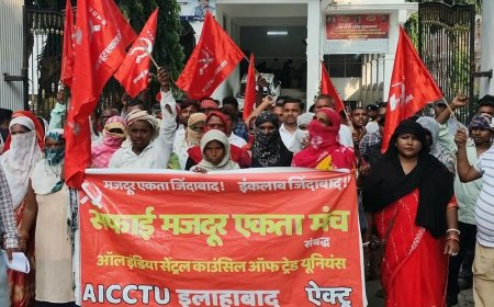 सफाई कर्मचारियों ने 48 घंटे का अल्टीमेटम दिया:मांगों पर बात नहीं हुई तो अनिश्चितकालीन हड़ताल करेंगे; ज्ञापन नोटिस बोर्ड पर चिपकाया