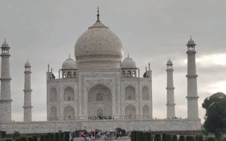 ताजमहल या तेजोमहालय: मामले में 25 नवंबर को सुनवाई:पीठासीन अधिकारी के अवकाश पर रहने से टली कार्यवाही, आगरा कोर्ट में दायर है वाद